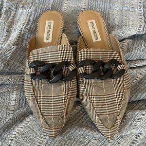 Lightly worn Steve Madden mules